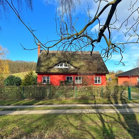 Am Lebbiner Bodden بيت للعطل