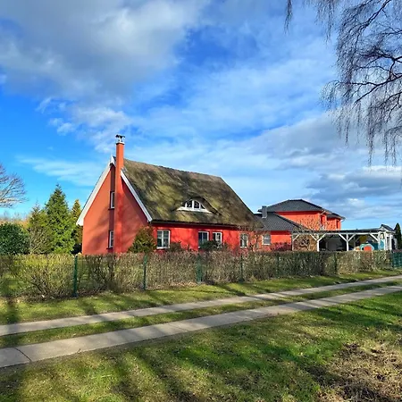 Am Lebbiner Bodden * Neuenkirchen (Landhagen)