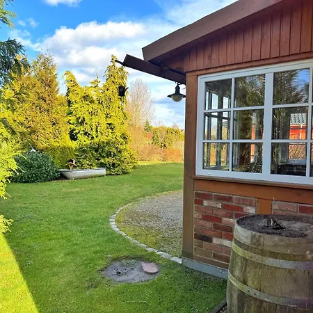 Am Lebbiner Bodden بيت للعطل