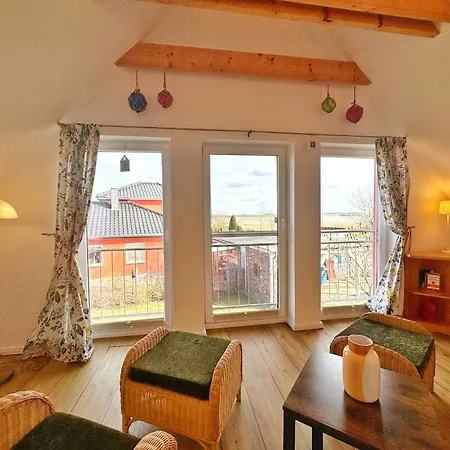 بيت للعطل Am Lebbiner Bodden *